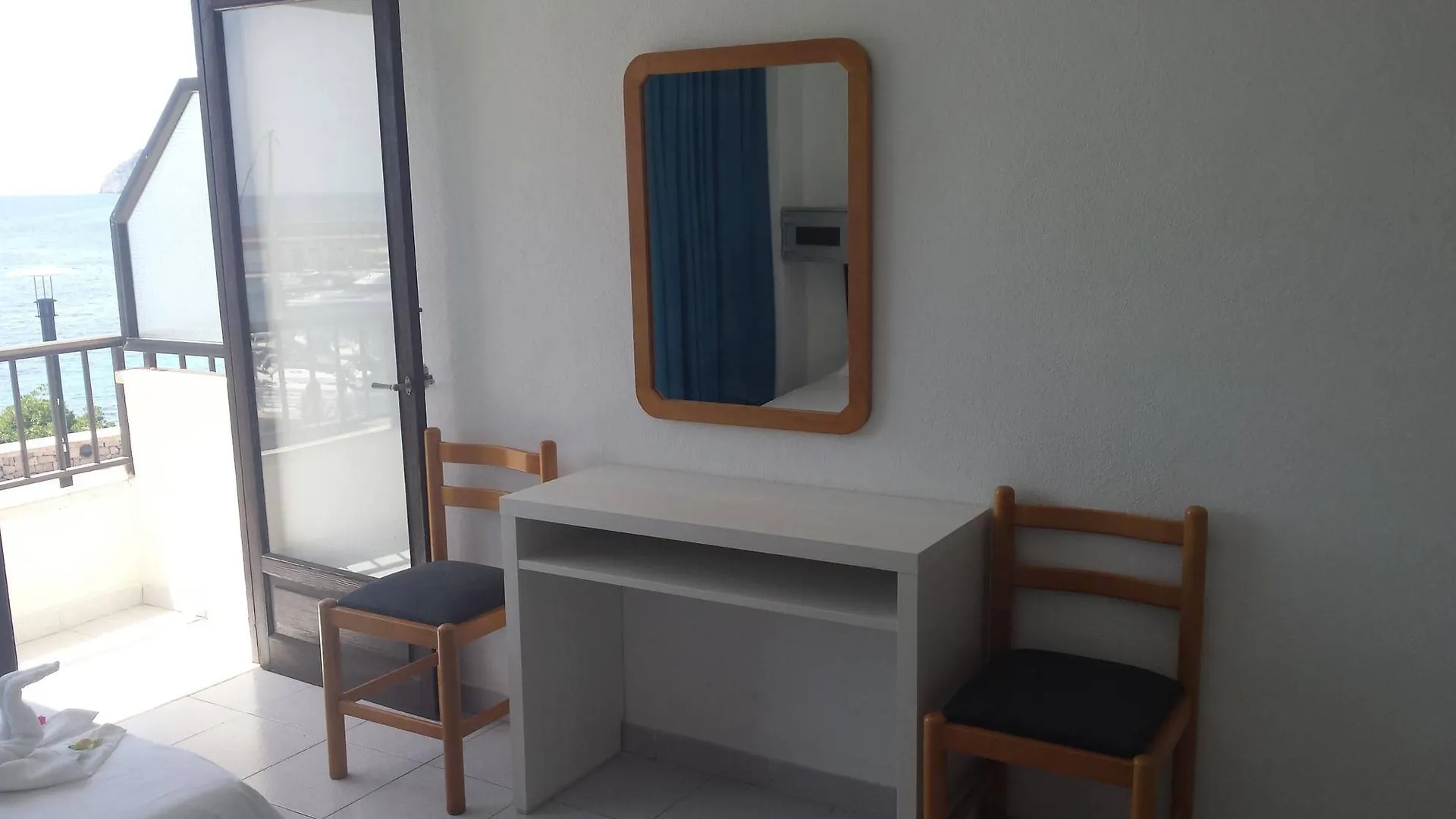 Hostal Port Corona Cala Ratjada  2*, Cala Ratjada (Mallorca) Spanien
