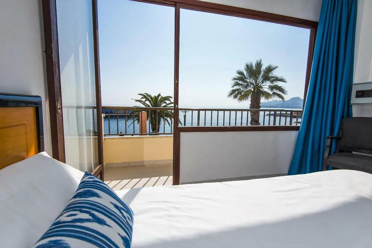 Hostal Port Corona Cala Ratjada  Spagna